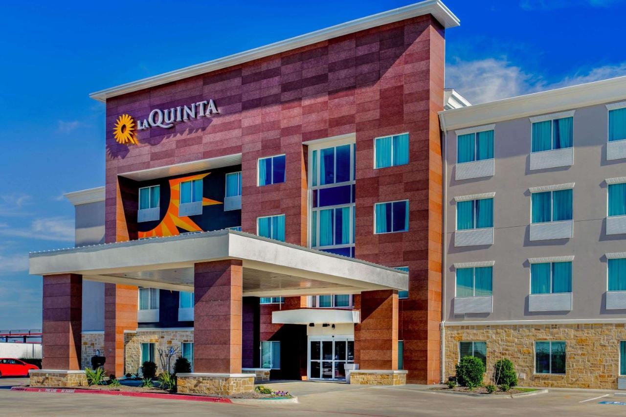 La Quinta Inn & Suites By Wyndham Northlake Ft. Worth Elizabethtown Dış mekan fotoğraf