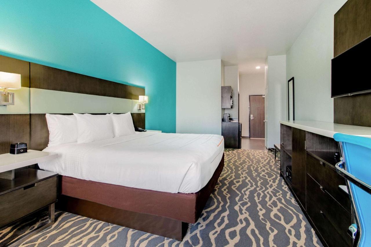 La Quinta Inn & Suites By Wyndham Northlake Ft. Worth Elizabethtown Dış mekan fotoğraf
