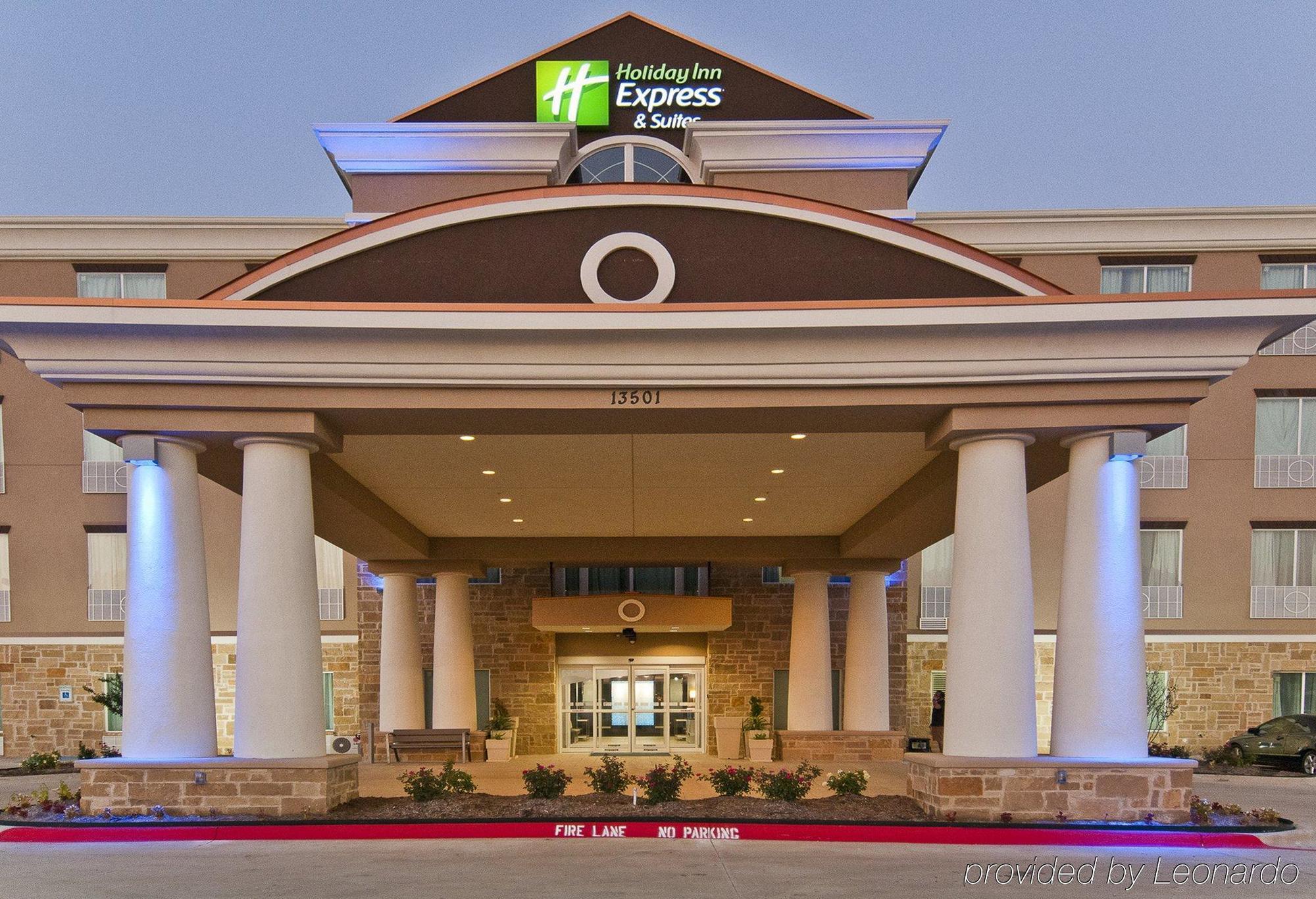 La Quinta Inn & Suites By Wyndham Northlake Ft. Worth Elizabethtown Dış mekan fotoğraf